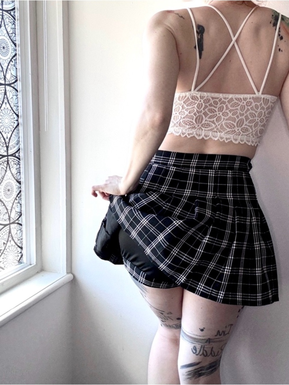 Black Plaid Pleated Skort M High Waist Built-In Shorts Dark Academia